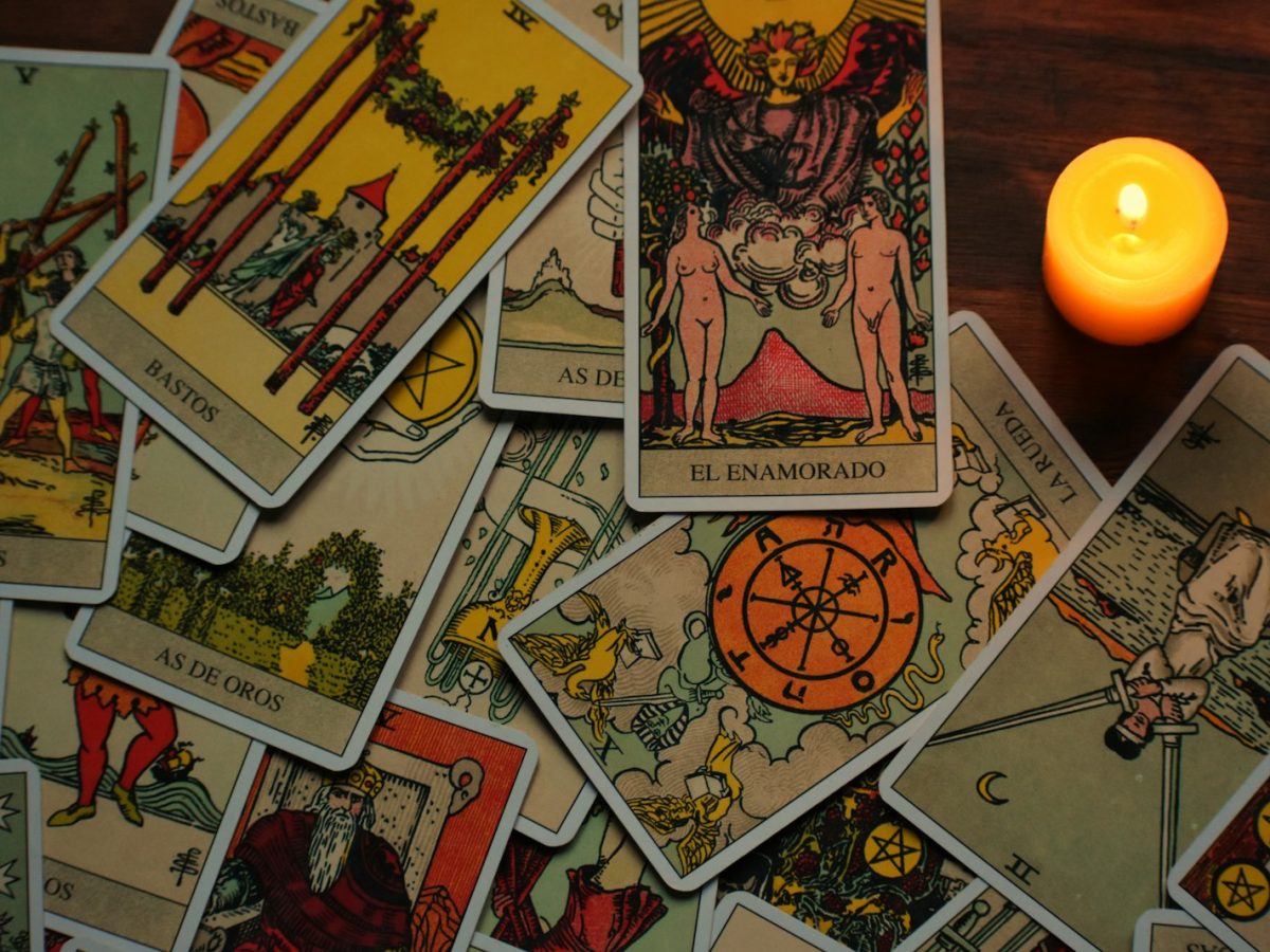 Le Tarot des Larmes : Comment transformer la douleur en force salvatrice ?