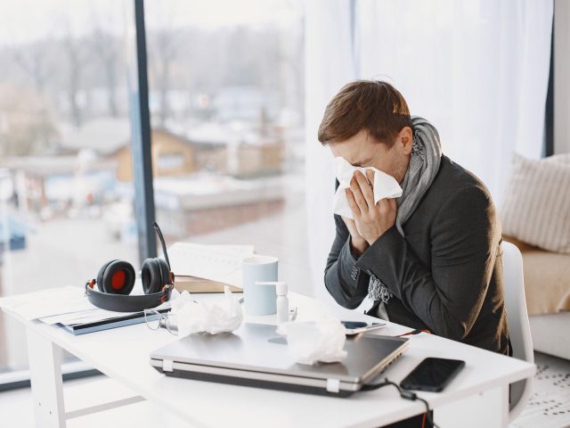 Prévenir les allergies durant l&rsquo;hiver : les meilleures pratiques