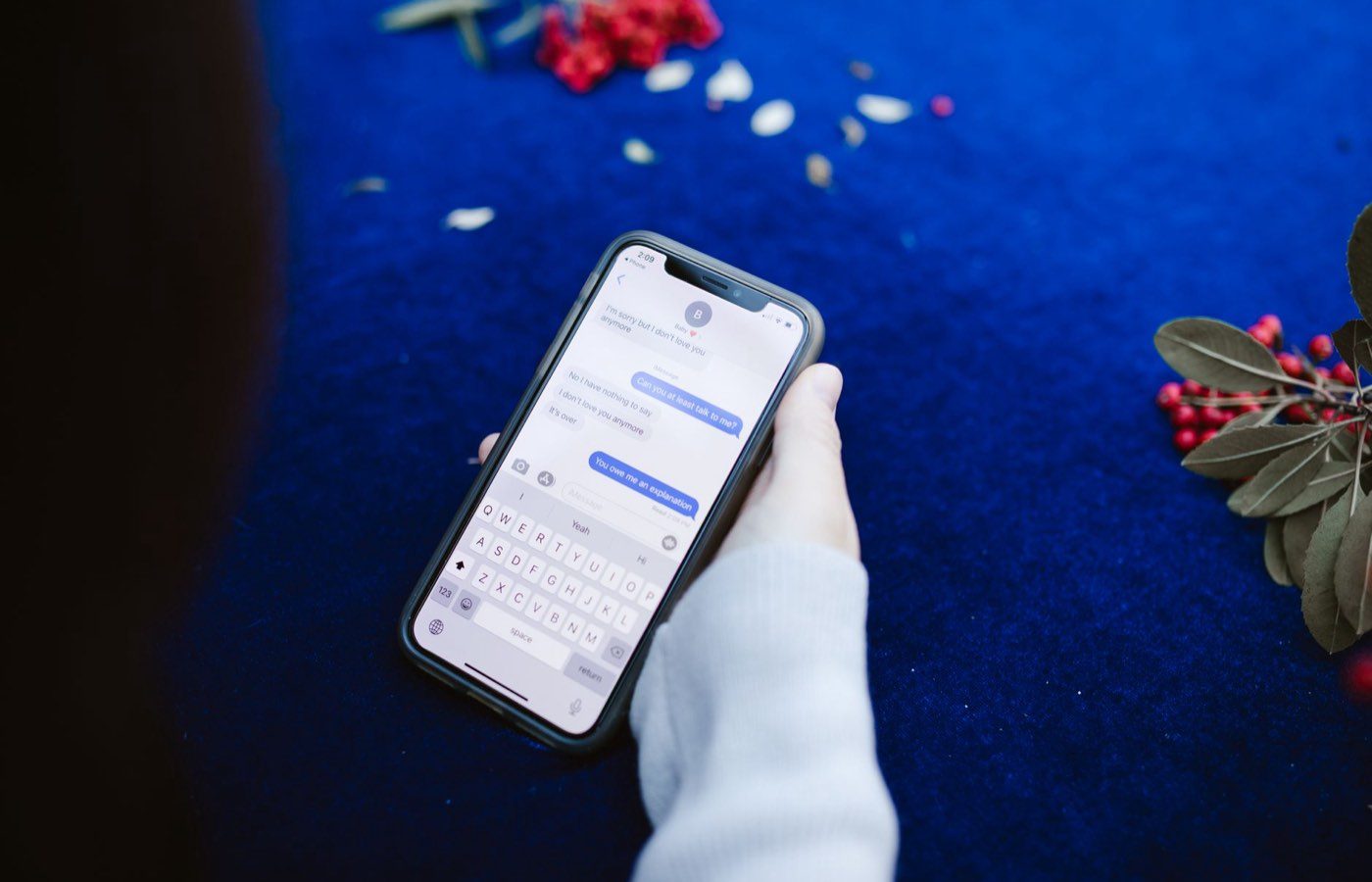 Voyance par tchat : définition, déroulé, coût et précautions