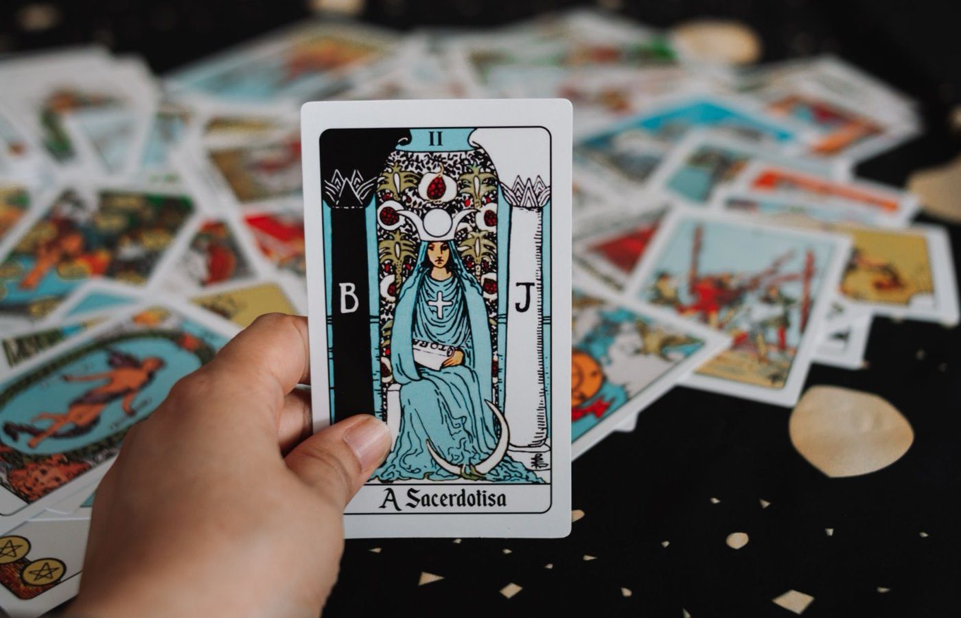 La Force (tarot) : sens, symboles et numérotation VIII/XI