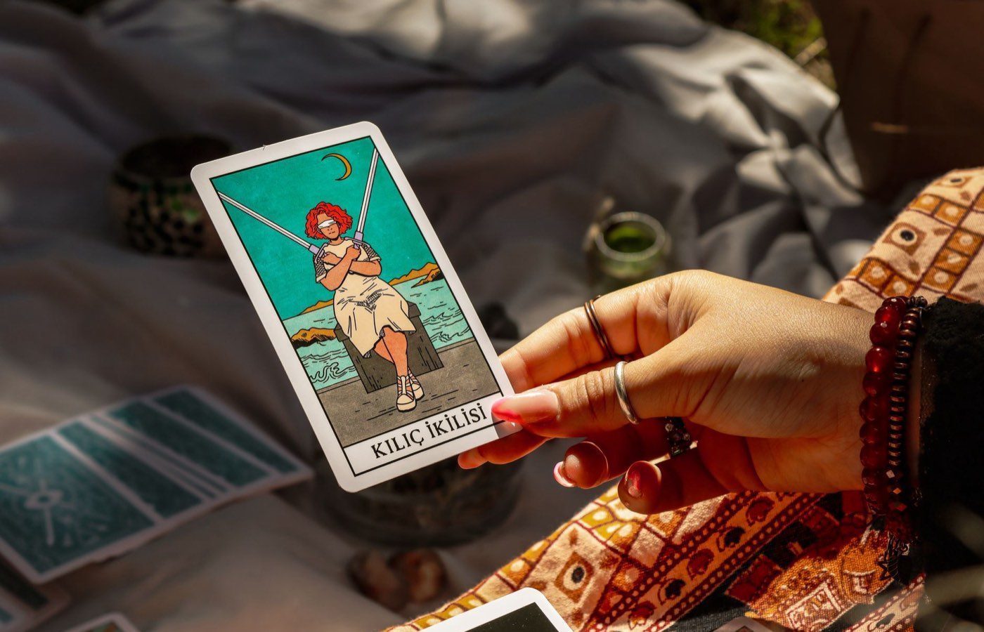 La Justice au tarot: sens, symboles et controverse VIII/XI